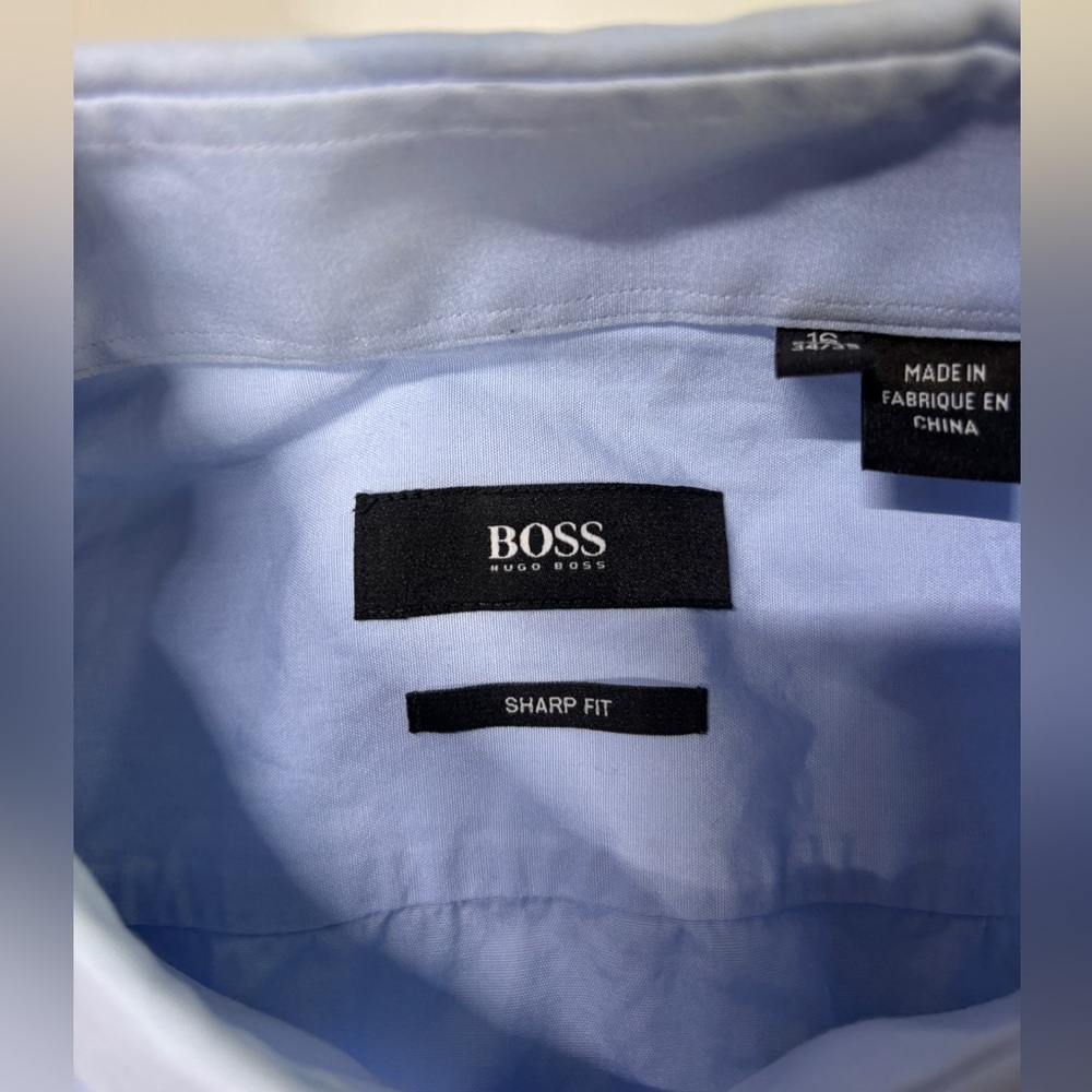 BOSS Sharp Fit Dress Shirts Lot of 2 Blue & White Size 16 34/35 - Picture 4 of 11
